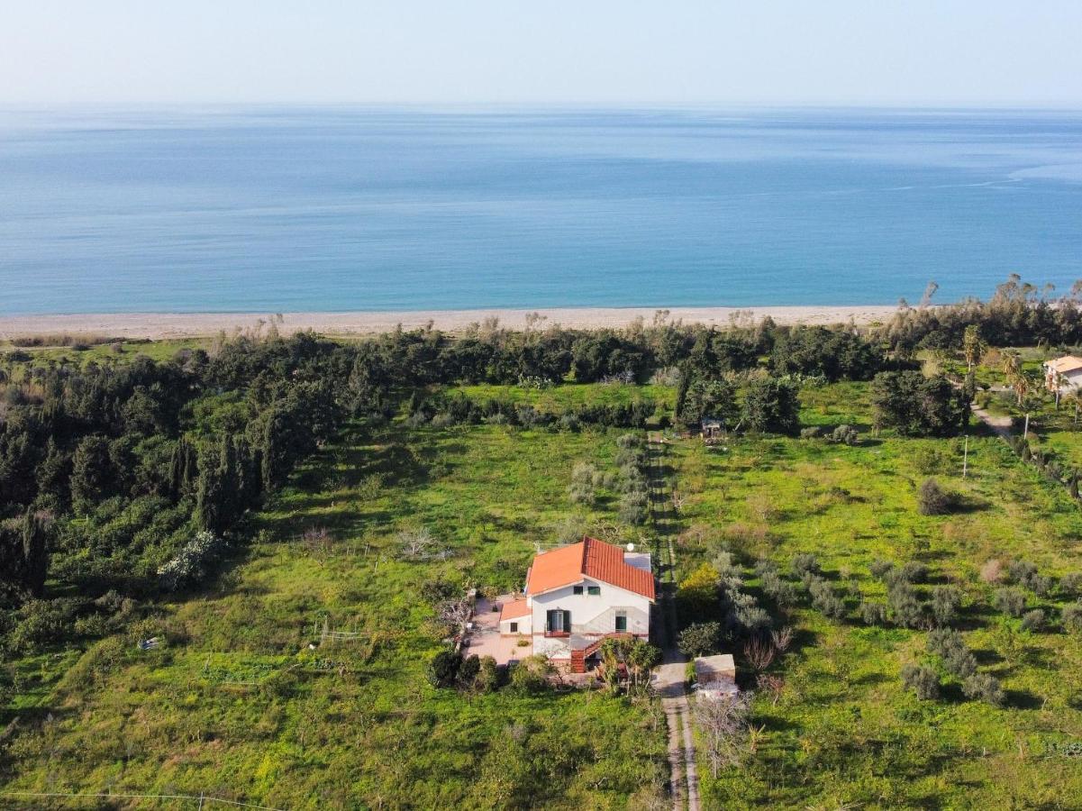 Tenuta Piana1 Con Accesso Diretto Al Mare Caronia Marina Экстерьер фото